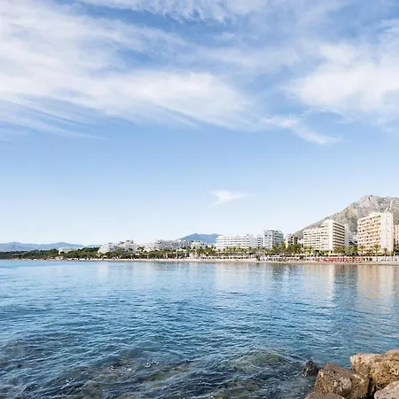 Wonderful Flat Withterrace And Community Pool Marbella