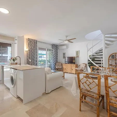 Wonderful Flat With Privateterrace And Pool * Marbella